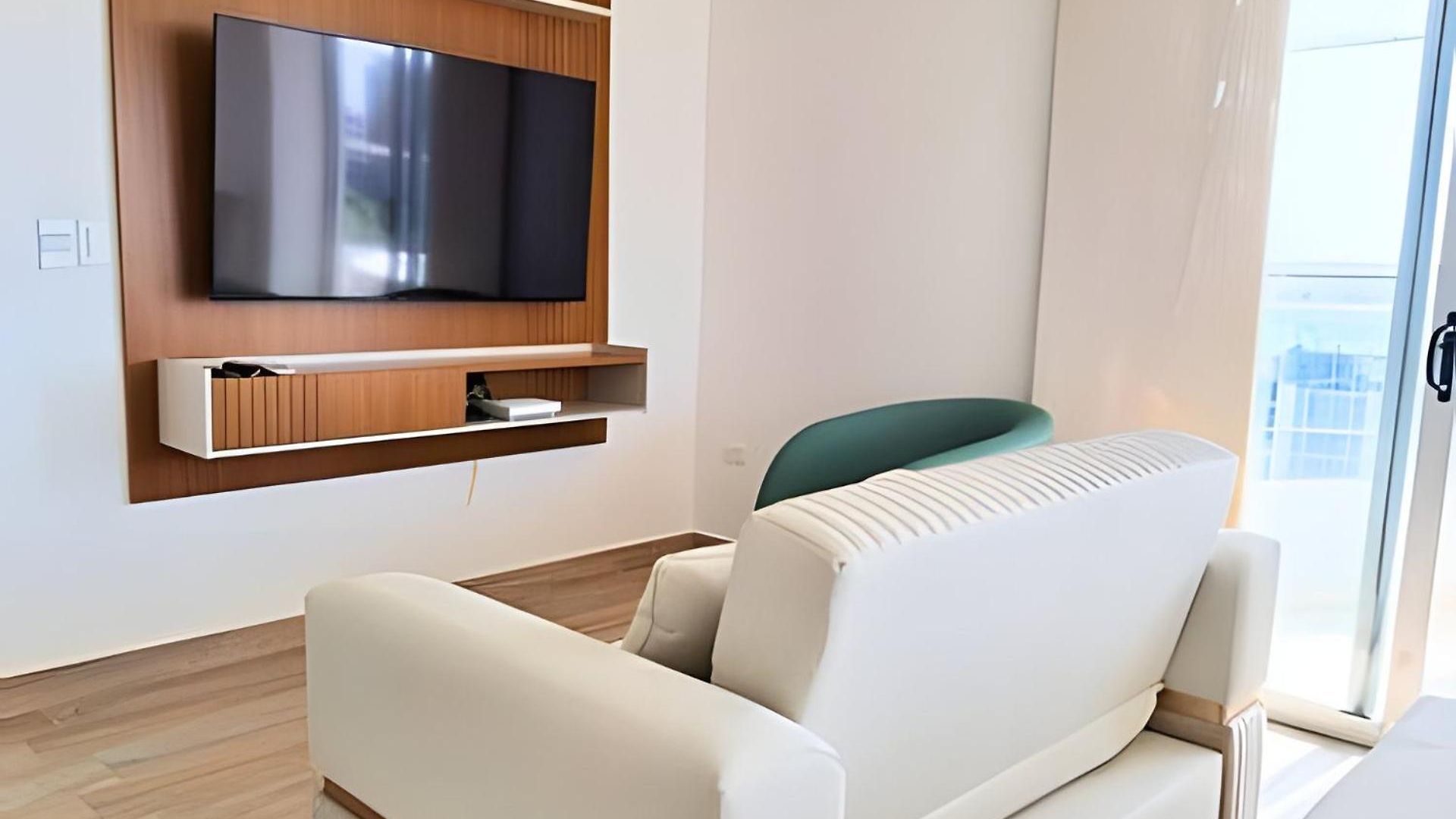 Jacuzzi Con Vista Al Mar, 3habitaciones, Cielo Mar
